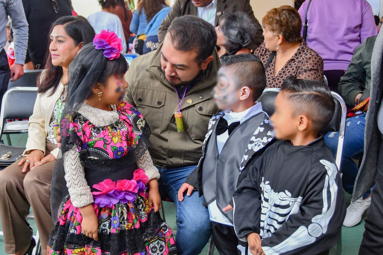 Asiste Salvador Santos Cedillo al 67 aniversario del Jardín de Niños Josefa Castelar